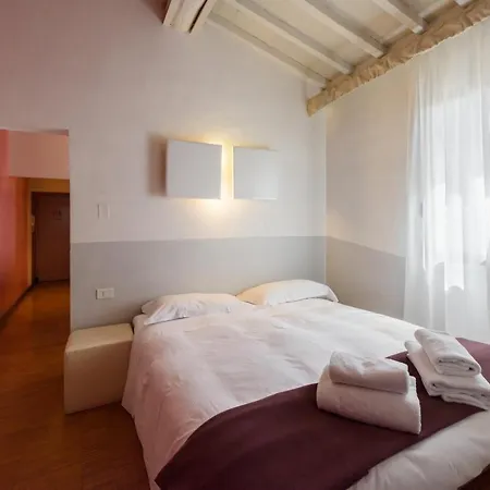 Palazzotto Pitti By Mmega アパート