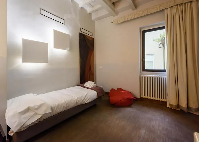 Palazzotto Pitti By Mmega *